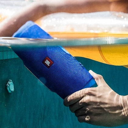 JBL CHARGE 3